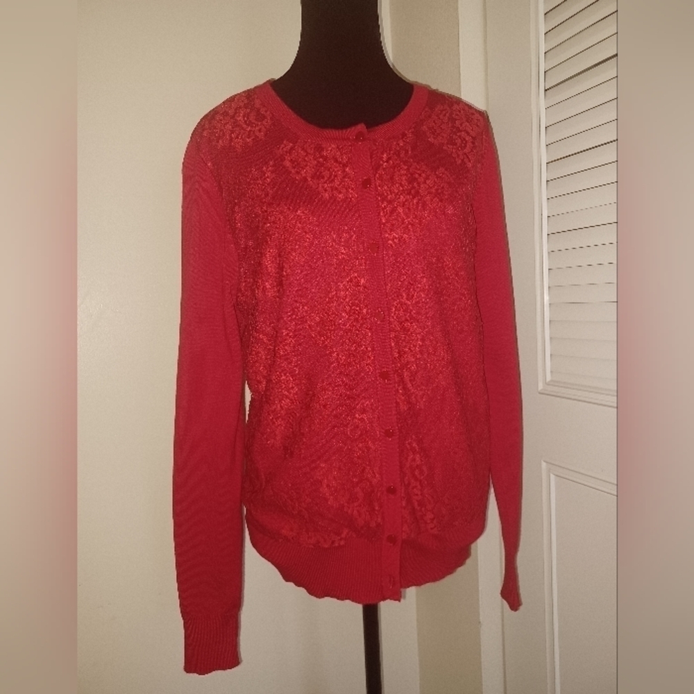 COVINGTON Lace Sweater